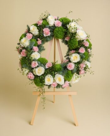 Wieniec okrągły na sztaludze "Pełen kwiatów"